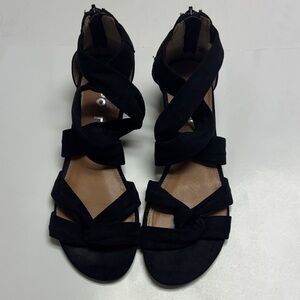 Report women’s black suede sandals size 8